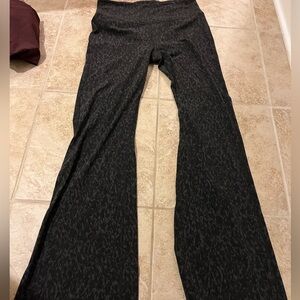 Lululemon pants